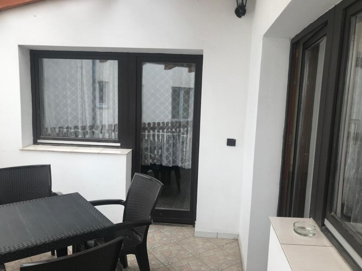 Taverna Panzio Sopron Bagian luar foto